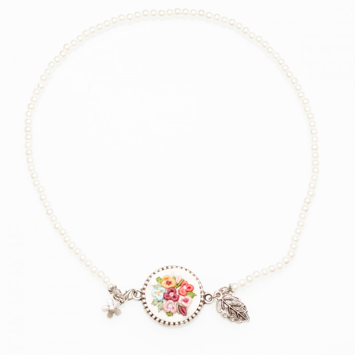 LETO Cross Stitch Flower Necklace